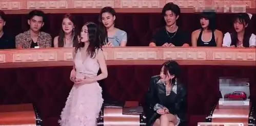 2位小作精再同框,黄圣依首次回应浪姐表情管理,却遭薛之谦调侃 2位小作精再同框,黄圣依首次回应浪姐表情管理,却遭薛之谦调侃