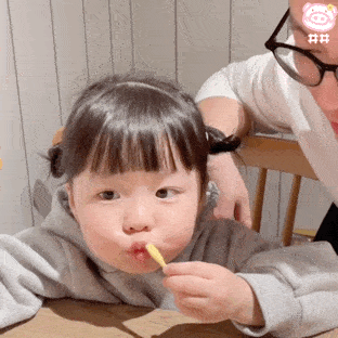  胖胖的才可爱丸子妹微信表情包