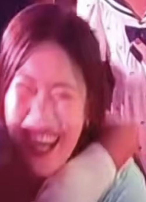  笑惨了网红孙悟空捉弄小孩,把小孩吓出表情包评论区笑疯了