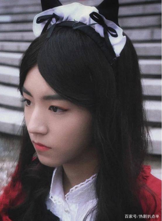 tf家族表情包女装