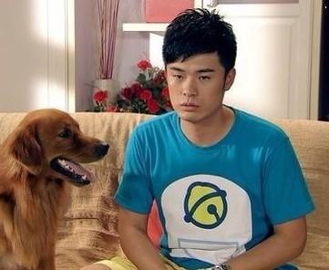  陈赫张子萱夫妇近照,游玩日本狂秀恩爱,只是陈赫胖到不忍直视了