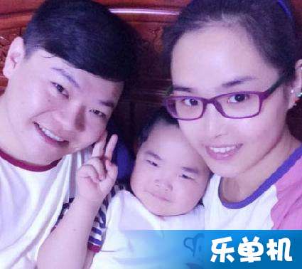  谢飞机上快乐大本营欢乐尬舞虽偏胖但灵活表演谢式舞步乐单机