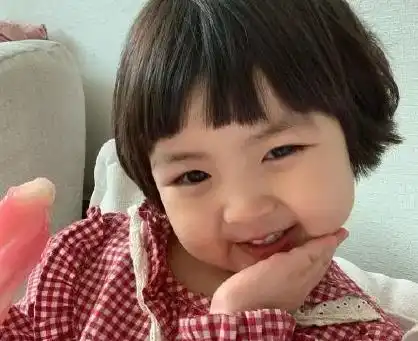 丸丸表情包葡萄眼