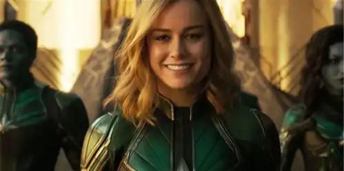 吐槽惊奇队长表情严肃全宇宙最强女人的回应,让人高呼厉害 吐槽惊奇队长表情严肃全宇宙最强女人的回应,让人高呼厉害