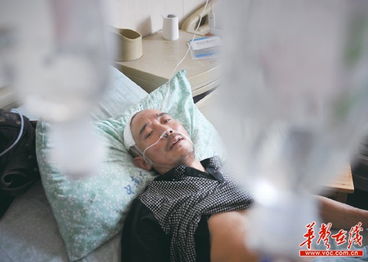  湖南民工讨薪遭20多人持铁棍围攻被打断肋骨