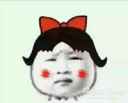 表情包可爱小女孩哭皱眉