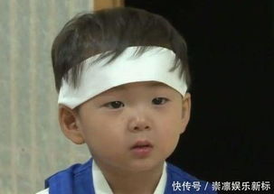  宋家三胞胎近照曝光,表情包瞬间变成小绅士,网友民国长大了