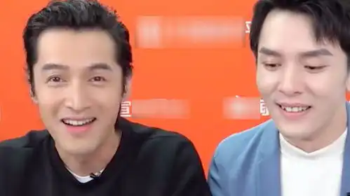 255000张票秒空,胡歌桂纶镁表情太可爱,李佳琦太厉害 255000张票秒空,胡歌桂纶镁表情太可爱,李佳琦太厉害