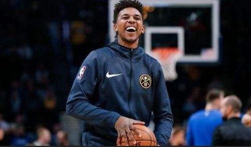  表情渐渐淡出我们视线的杨少侠,现在在nba混得如何呢,有没有球打企鹅体育新闻表情