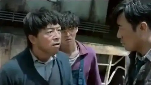 一出好戏马进回家兑奖心切,却发现被张总欺骗一直为他打工,心态瞬间炸了 一出好戏马进回家兑奖心切,却发现被张总欺骗一直为他打工,心态瞬间炸了