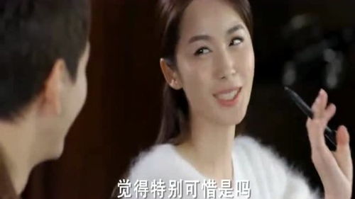  美女科普请的嘉宾是谁,嫂子和小姐妹的表情竟然神同步,女孩子都喜欢八卦