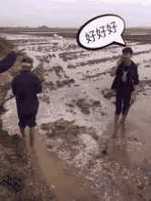  男朋友天天就知道玩手机,都不知道关心一下我,这男朋友还能要吗