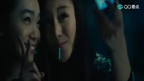 午夜微博洪一平古堡探查,可下一秒突然发现什么,表情竟瞬间变了 午夜微博洪一平古堡探查,可下一秒突然发现什么,表情竟瞬间变了