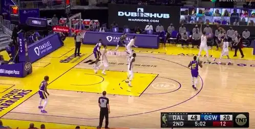 库里单核带队扎心一幕遭遇包夹勇士4打3,队友大空位不敢投 库里单核带队扎心一幕遭遇包夹勇士4打3,队友大空位不敢投