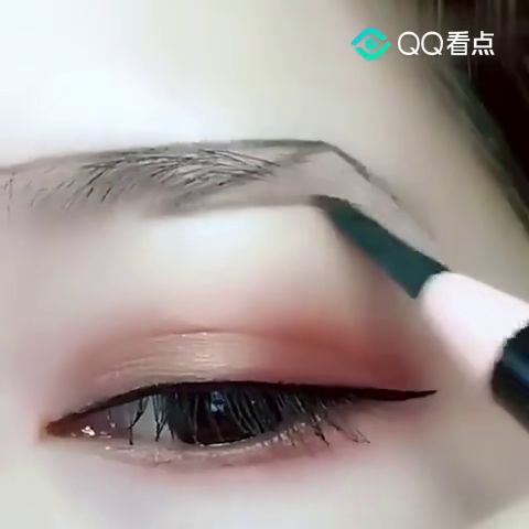  上班族异想世界教你一个超百搭的眉形,上班族,学生党,都可以的