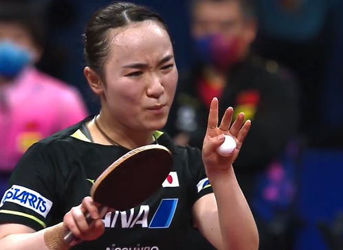  伊藤美诚三板斧失灵王曼昱打伊藤绝招持续显灵,伊藤再出表情包