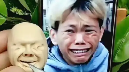 全网都在挑战他的表情,咔咔几下捏出来一个,看着不要太逼真了 全网都在挑战他的表情,咔咔几下捏出来一个,看着不要太逼真了