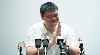  32岁退役3年,轻松碾压德罗赞尼克杨这特么就是nba巨齿鲨
