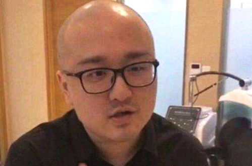  孙亚龙晒亲生女儿头发茂密西卡不是我恶心人,这样真不对