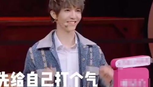  郭敬明称看黄奕演戏很难受,黄奕听点评时表情又拽又不屑引热议