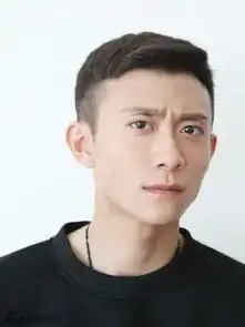 组图余罪张一山表情包超萌嘟嘴吐舌斗鸡眼 组图余罪张一山表情包超萌嘟嘴吐舌斗鸡眼