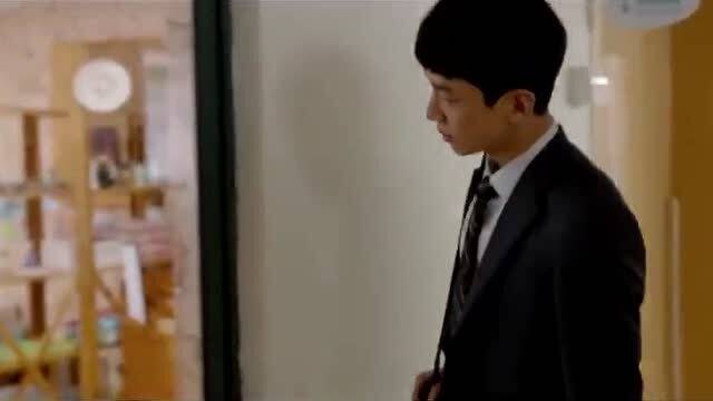  平凡的荣耀白敬亭去幼儿园,接上司的女儿,下秒竟变成行走的表情包