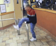 文章笑的表情包gif努力