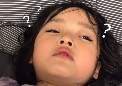  我一下子被打蒙了,哭着跑去校长那告状王老师根本没资格教数学,他不识数