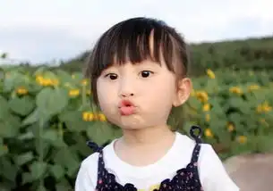 一起整个小孩表情包小女