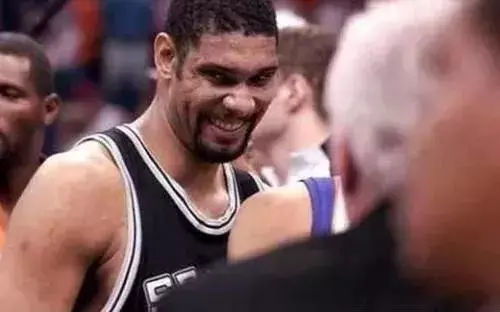  nba联盟里的情包之王,姚明邓肯或是尼克杨