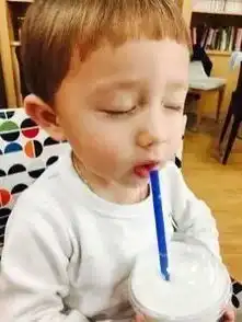  求这个萌宝的其他表情包动图最好也有
