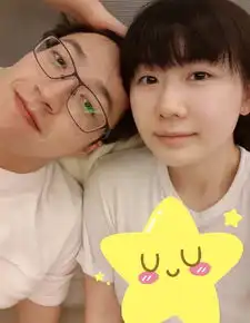  又秀恩爱福原爱与丈夫丢下娃逛街约会