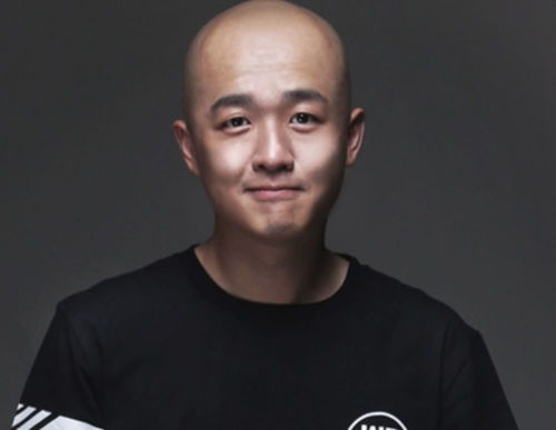  包贝尔演技不咋地却去当导演,演韦小宝比张一山更辣眼