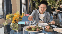 婚礼现场,他竟然拦住新郎,还做出了这种事......10大动图 婚礼现场,他竟然拦住新郎,还做出了这种事......10大动图