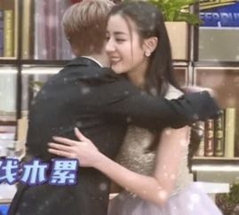  李易峰为啥不参加真人秀说出原因令人很心疼