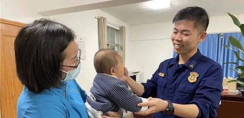  蓝朋友献血竟被吓出表情包