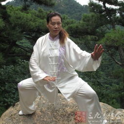  24式简化太极拳练习太极竟能预防疾病