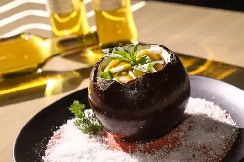 完爆深夜食堂和孤独的美食家,谢霆锋认真煮饭的时候,真帅 完爆深夜食堂和孤独的美食家,谢霆锋认真煮饭的时候,真帅