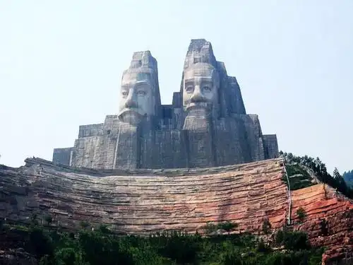 被我们熟知的尧舜时代的禅让制是真的把王位给别人吗 被我们熟知的尧舜时代的禅让制是真的把王位给别人吗