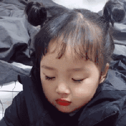 女生拍照的时候,做什么动作会让人觉得可爱到爆炸 女生拍照的时候,做什么动作会让人觉得可爱到爆炸