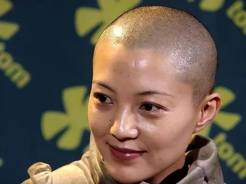  那个身陷包养风波将长发剪成光头的明星谢雨欣,如今怎样了