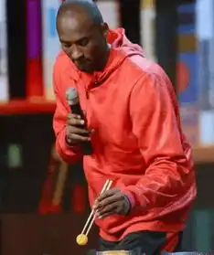 nba表情包尼克杨霍华德