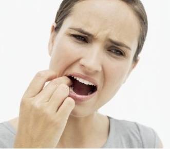 口腔溃疡反复发作怎么办 口腔溃疡反复发作怎么办