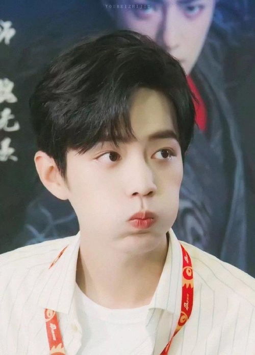  来自帅哥的嘟嘟嘴暴击
