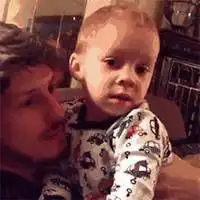  尬笑男孩表情包微信头像图片大全