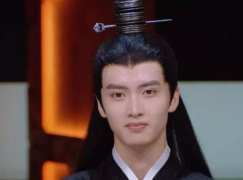  李诚儒你是别人给你配的音,其实这是一个很耻辱的事情