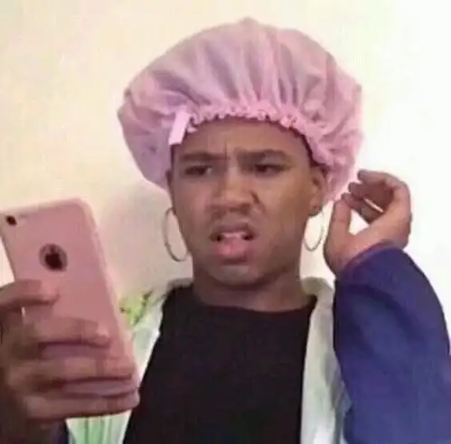 黑人小哥看手机表情包看手机表情包斗图表情 黑人小哥看手机表情包看手机表情包斗图表情