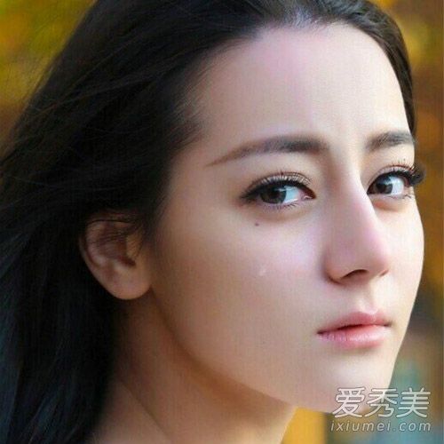  郑双娜的金鹰节开幕谁的花落在金鹰女神