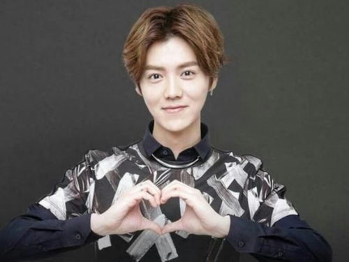 有一种逆转叫曼联,鹿晗发民国恶搞表情包,网友称拒绝恶搞 有一种逆转叫曼联,鹿晗发民国恶搞表情包,网友称拒绝恶搞