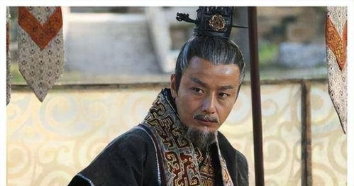  汉文帝目送周勃离殿尽显恭敬,退朝后突然有人说丞相大祸临头了